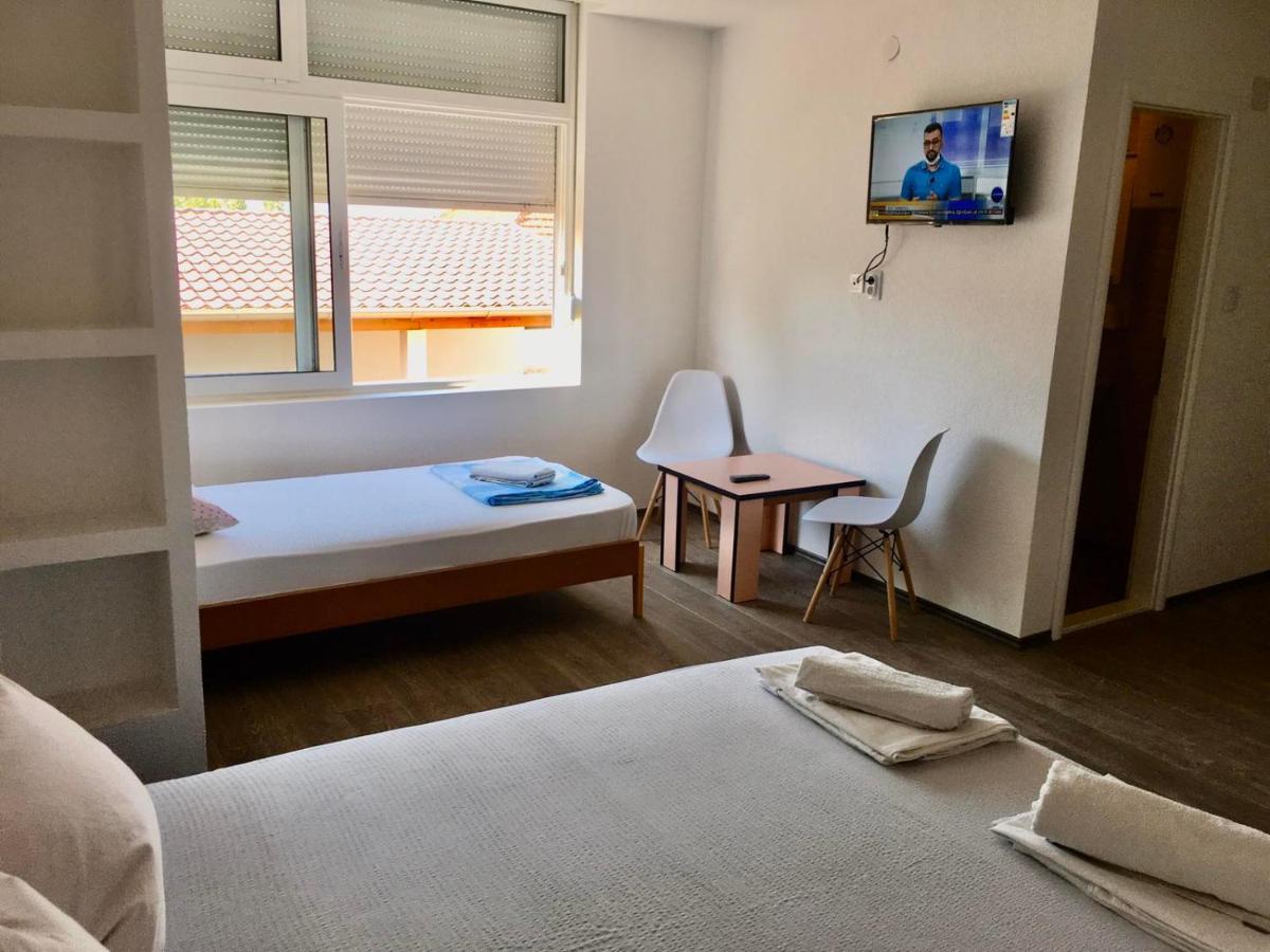 Rooms M2 Требинє Екстер'єр фото